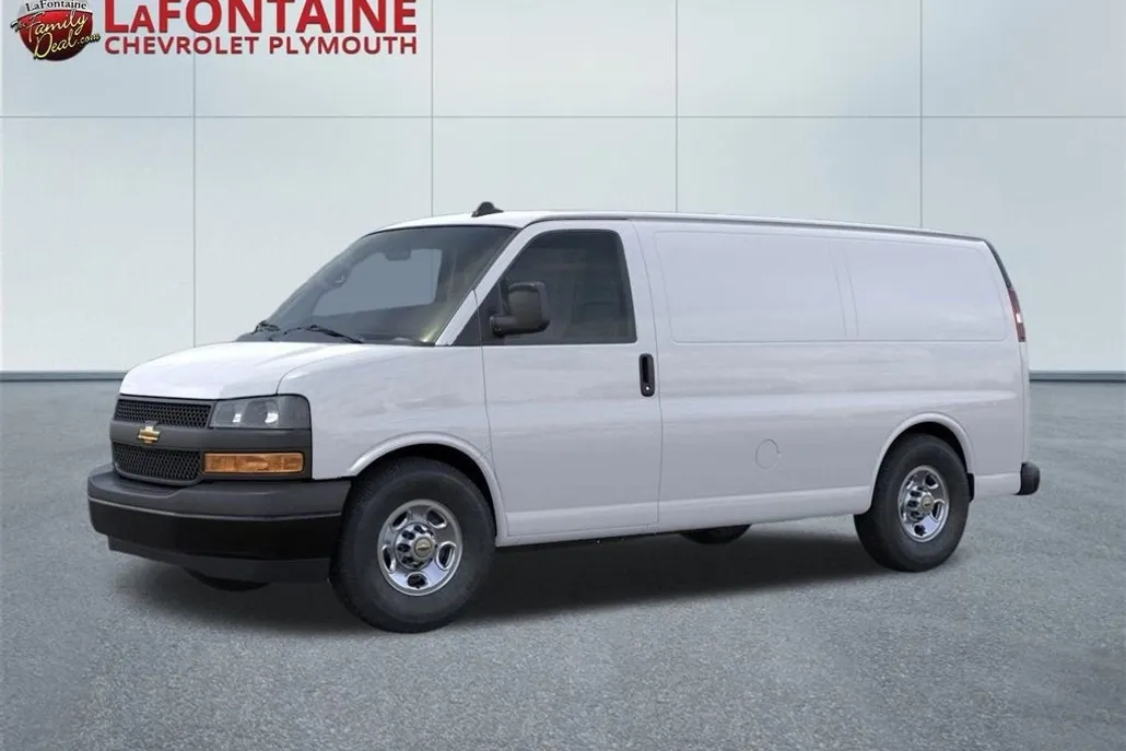 2025 Chevrolet Express Cargo 2500 photo 1