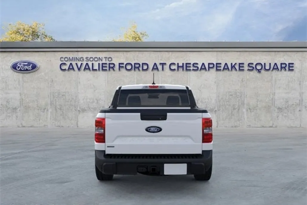 2025 Ford Maverick XL photo 1