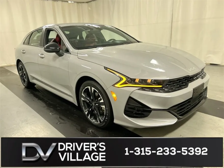 2024 Kia K5 GT-Line photo 1