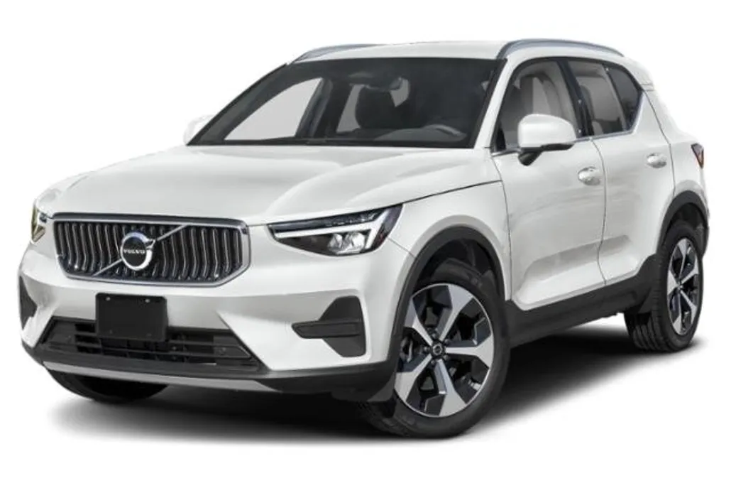 2025 Volvo XC40 Core photo 1