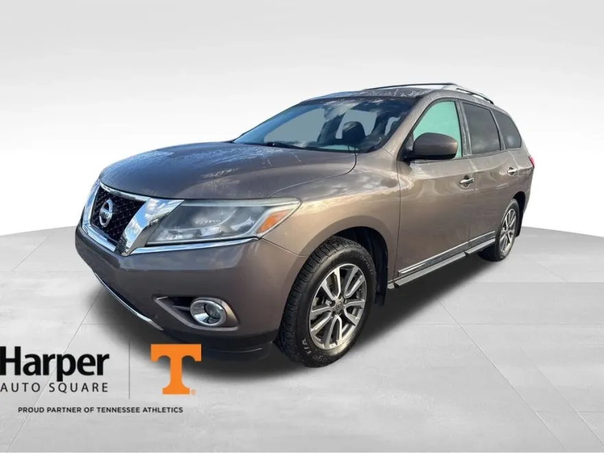 2014 Nissan Pathfinder SL photo 1