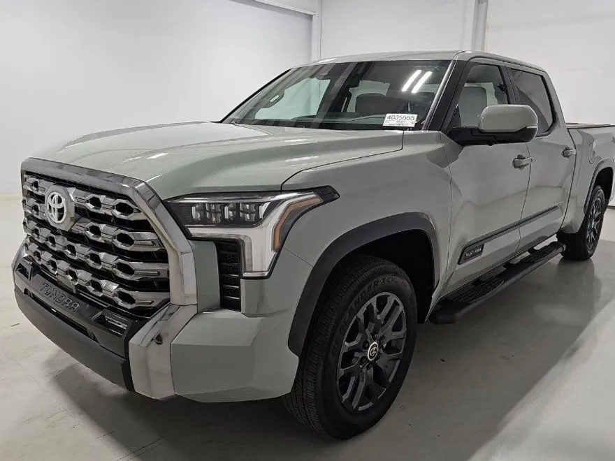 2024 Toyota Tundra Platinum CrewMax photo 1