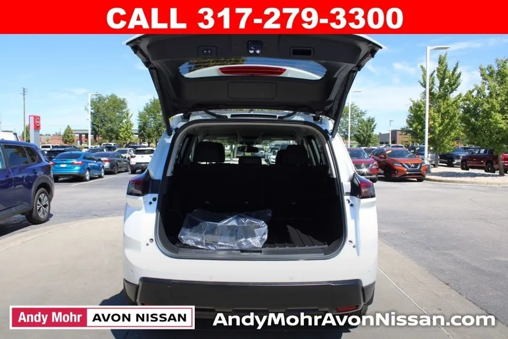 2026 Nissan Rogue SV photo 1