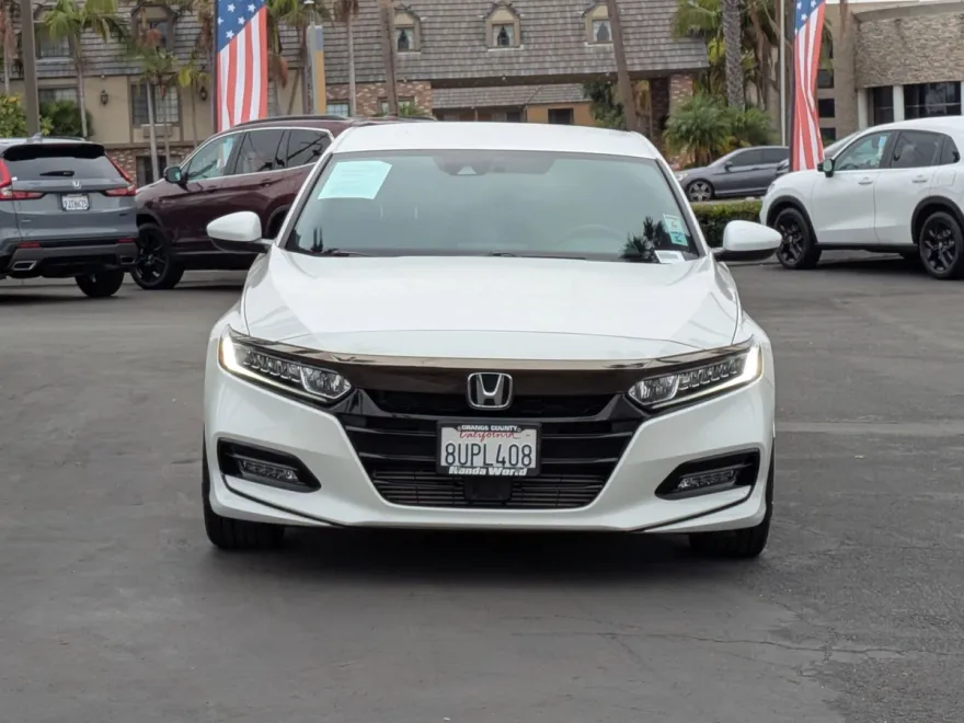 2020 Honda Accord Sport photo 1