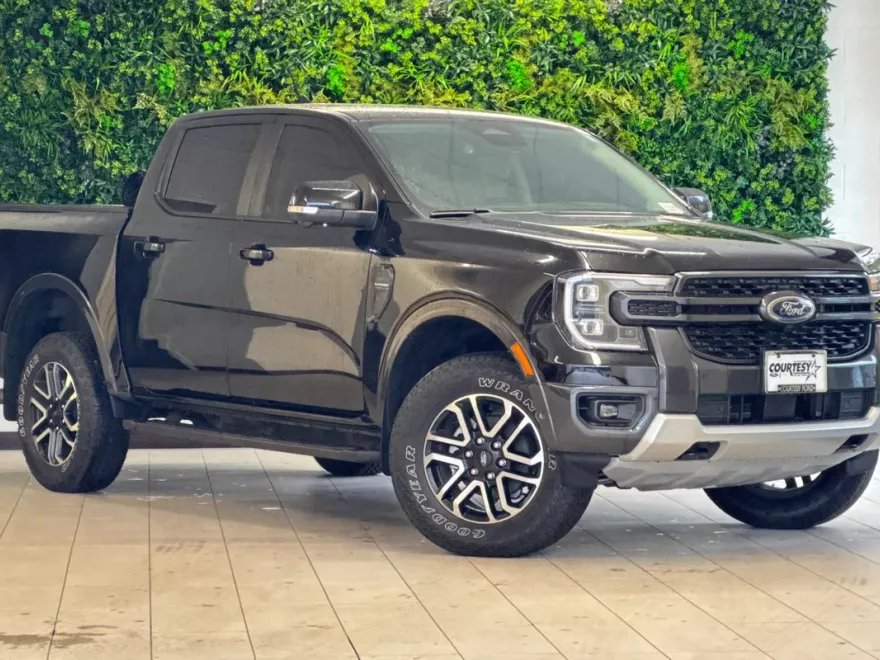 2024 Ford Ranger Lariat photo 1