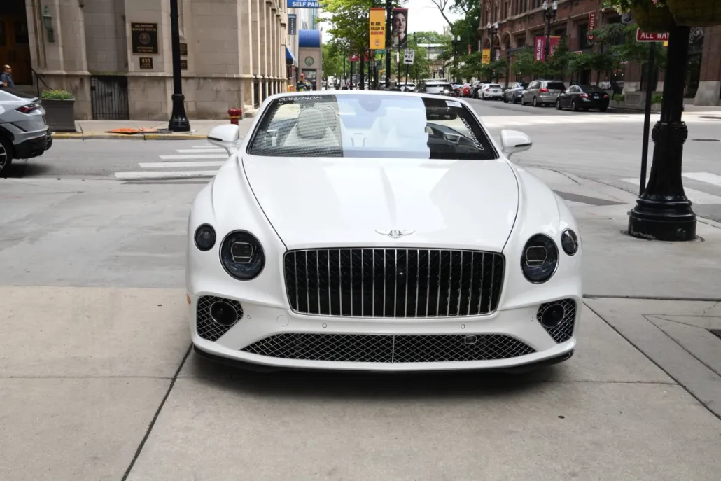 2024 Bentley Continental GTC Azure V8 photo 1