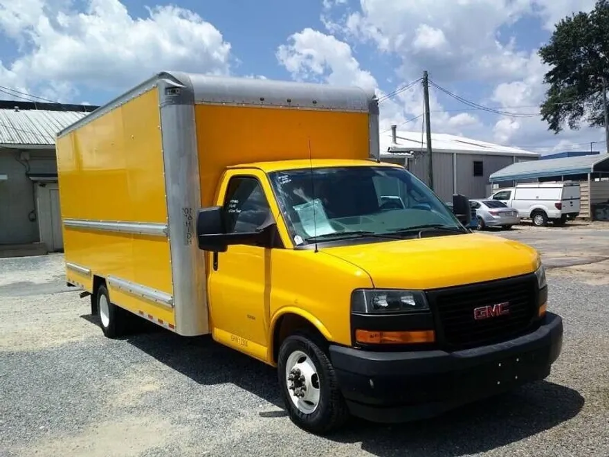 2021 Gmc Savana 3500 Cutaway photo 1