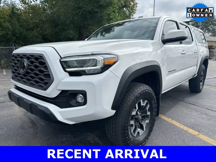 2022 Toyota Tacoma TRD Off-Road V6 photo 1