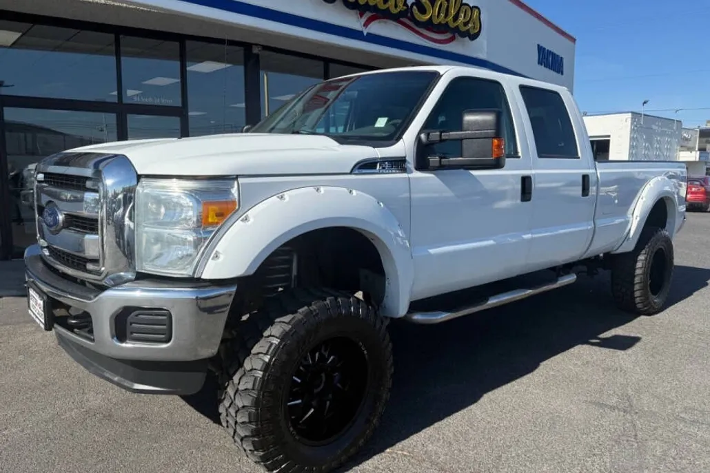 2012 Ford F-350 XLT photo 1
