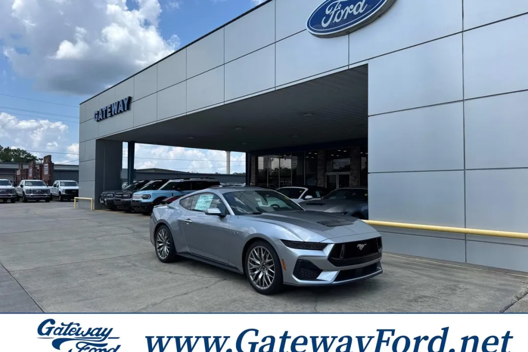 2025 Ford Mustang GT Premium photo 1