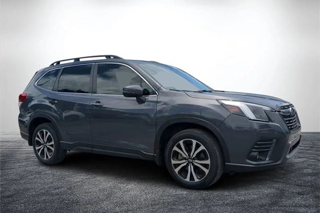 2023 Subaru Forester Limited photo 1