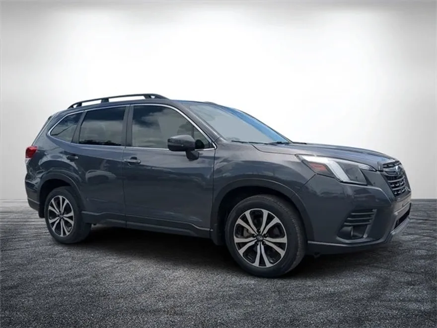 2023 Subaru Forester Limited photo 1