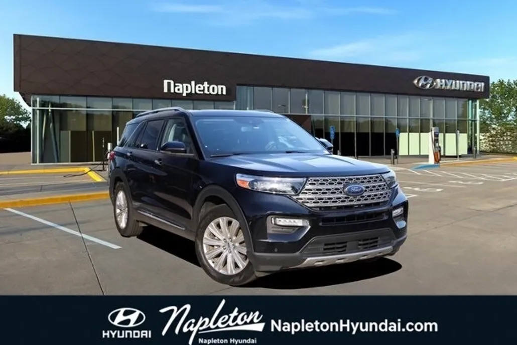2022 Ford Explorer Limited photo 1