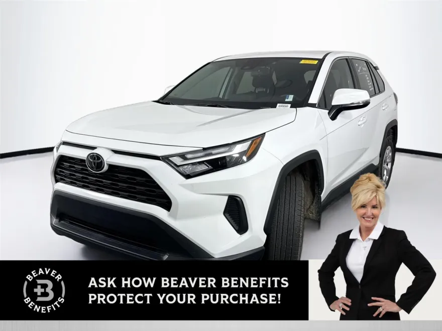 2024 Toyota RAV4 LE photo 1