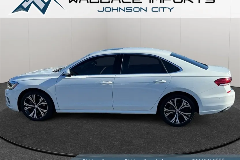 2020 Volkswagen Passat 2.0T SEL photo 1