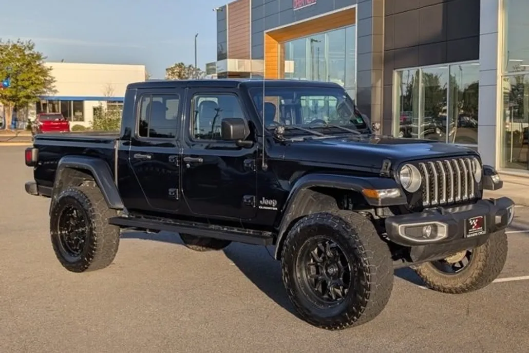 2022 Jeep Gladiator Overland photo 1