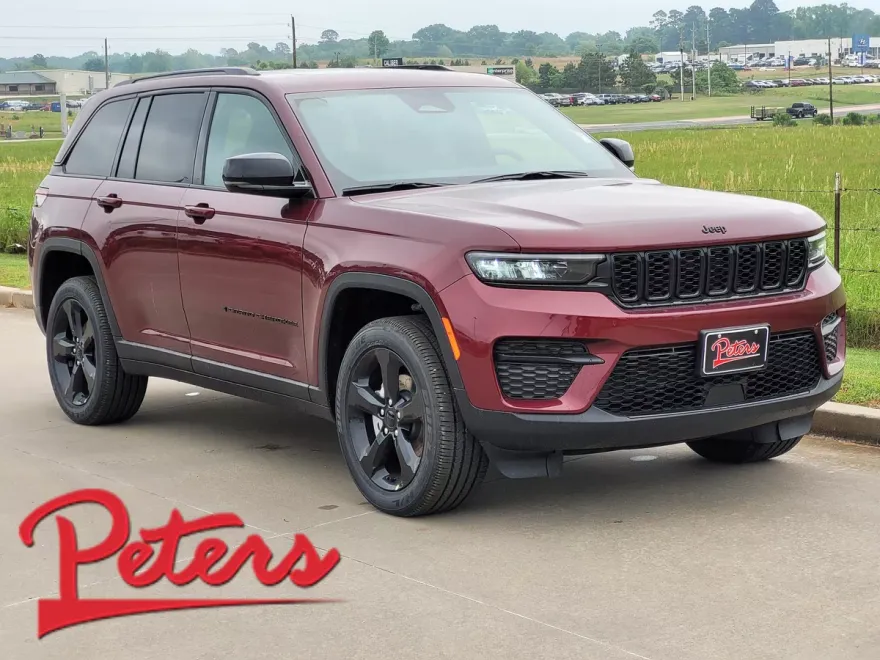 2025 Jeep Grand Cherokee Laredo Sport photo 1