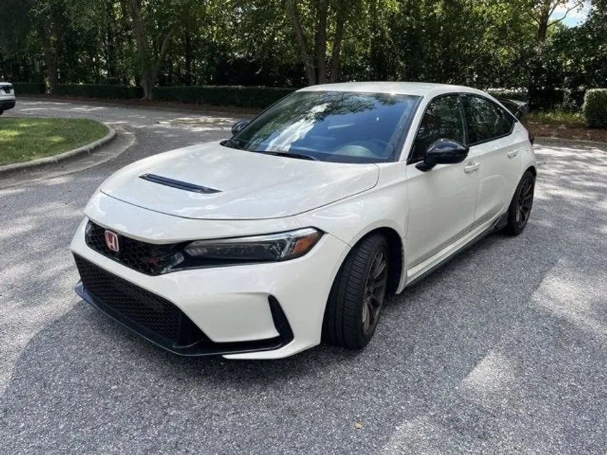 2025 Honda Civic Type R photo 1