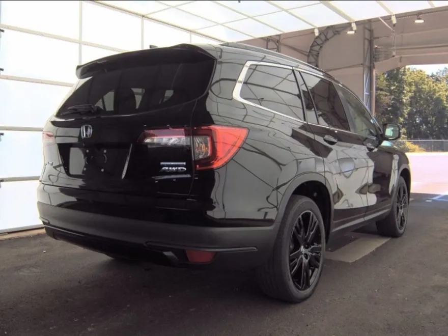 2022 Honda Pilot Special Edition photo 1
