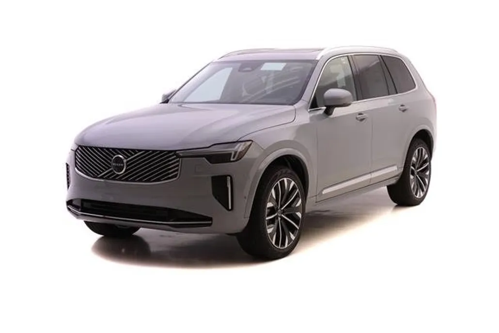 2026 Volvo XC90 Plus photo 1
