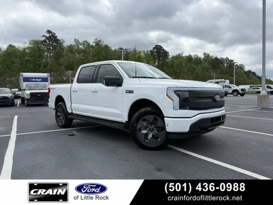 2025 Ford F-150 Lightning photo 1