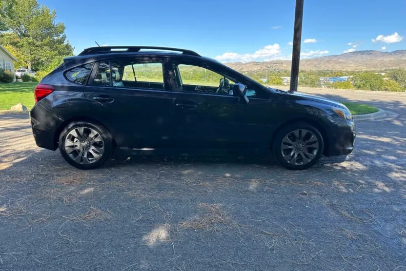 2013 Subaru Impreza 2.0i Sport Premium photo 1