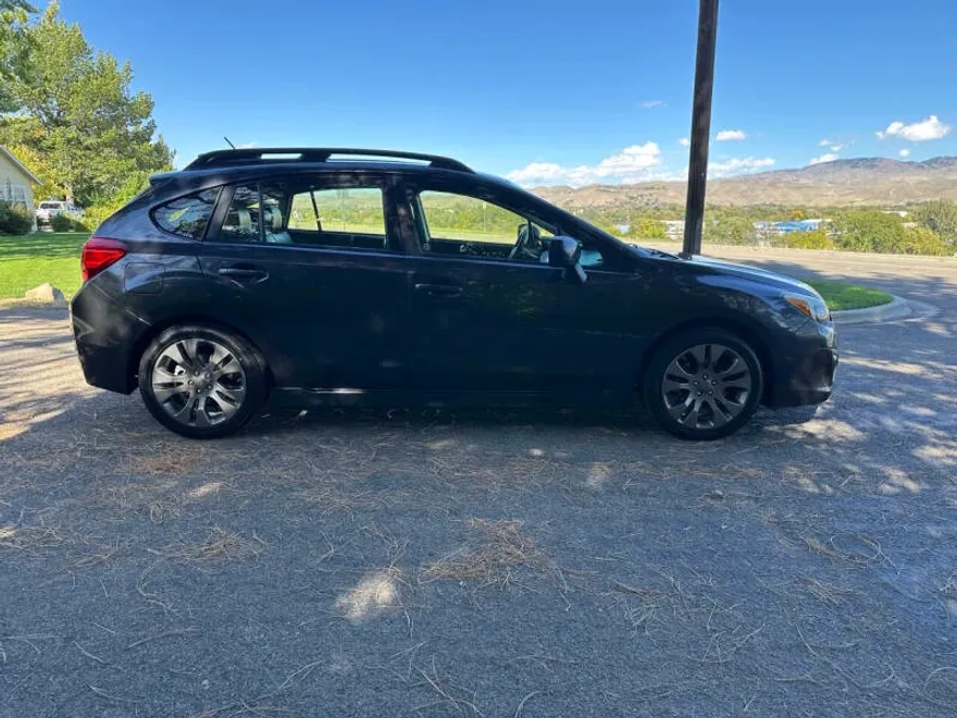 2013 Subaru Impreza 2.0i Sport Premium photo 1