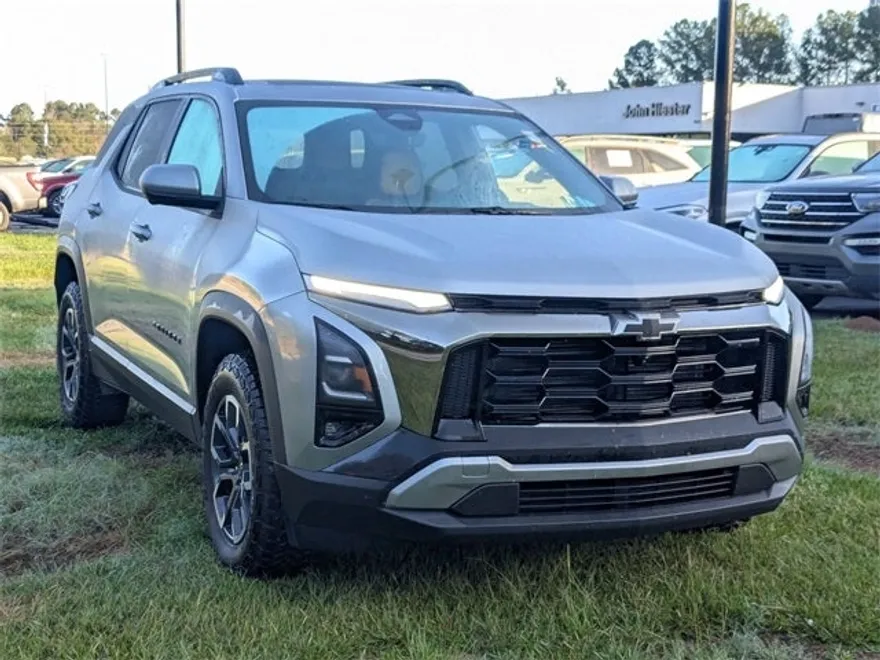 2026 Chevrolet Equinox ACTIV photo 1