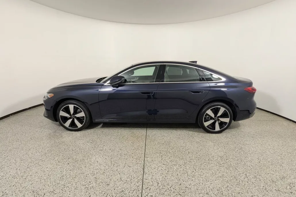 2025 Audi A5 2.0T Prestige photo 1
