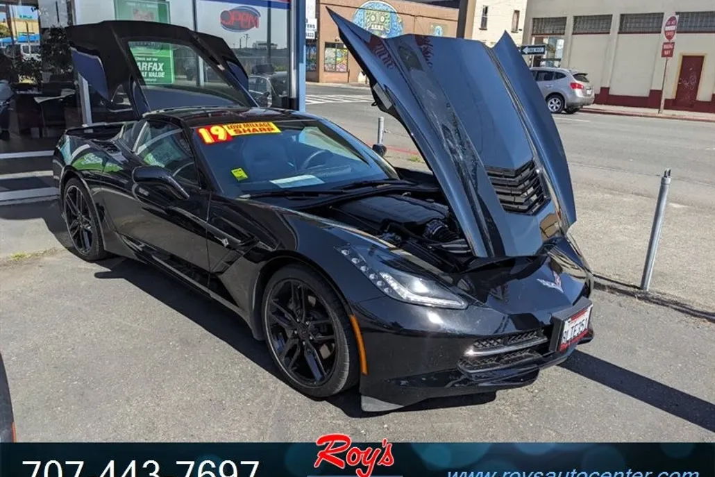 2019 Chevrolet Corvette Stingray Coupe photo 1