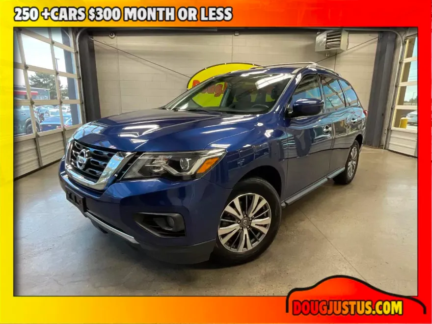 2020 Nissan Pathfinder SV photo 1
