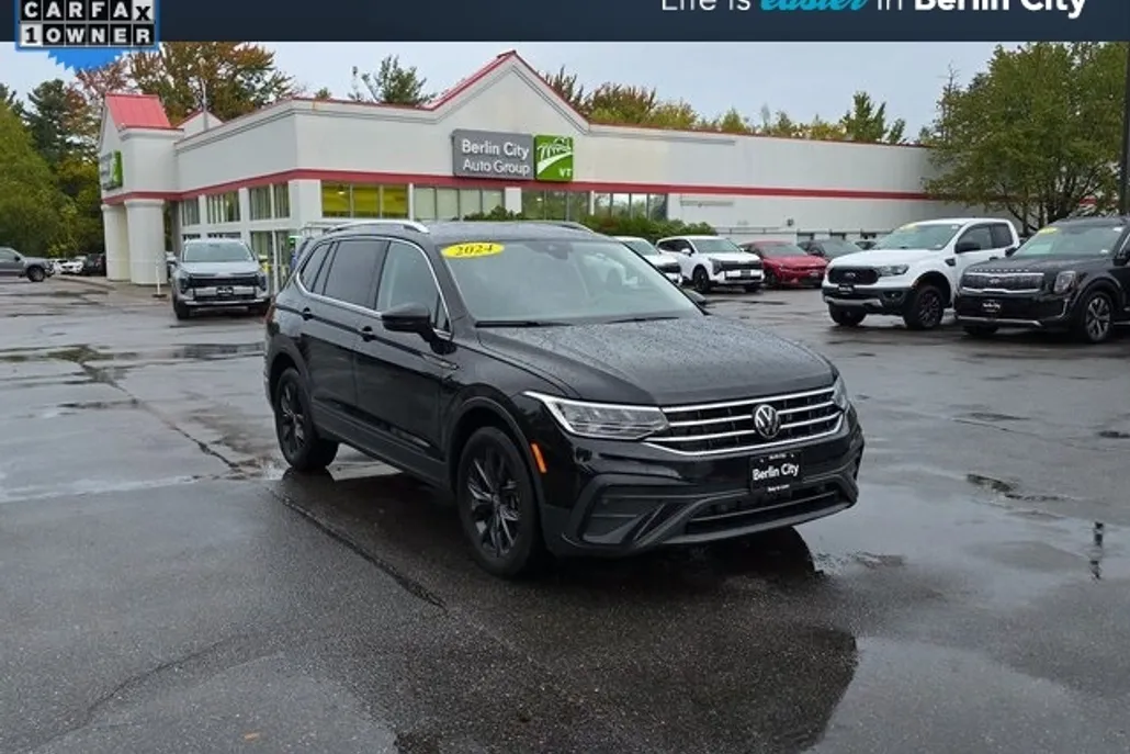 2024 Volkswagen Tiguan SE Wolfsburg Edition photo 1