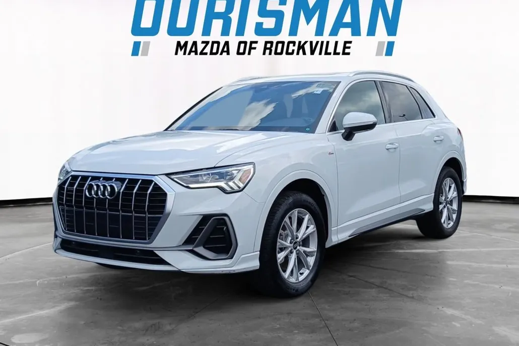 2024 Audi Q3 Premium Plus S line photo 1