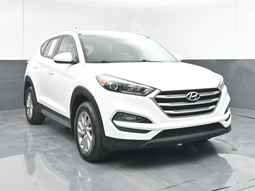 2017 Hyundai Tucson SE photo 1