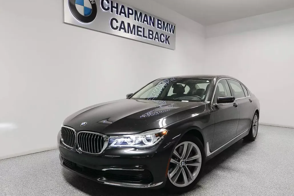 2019 Bmw 750i / B7 xDrive Sedan photo 1