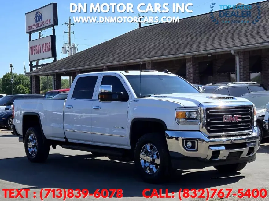 2017 Gmc Sierra SLT photo 1