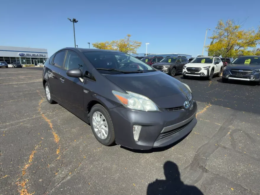 2013 Toyota Prius Plug-in photo 1