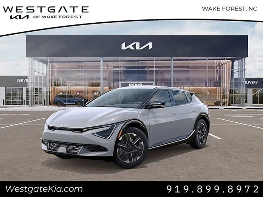 2025 Kia EV6 Light photo 1