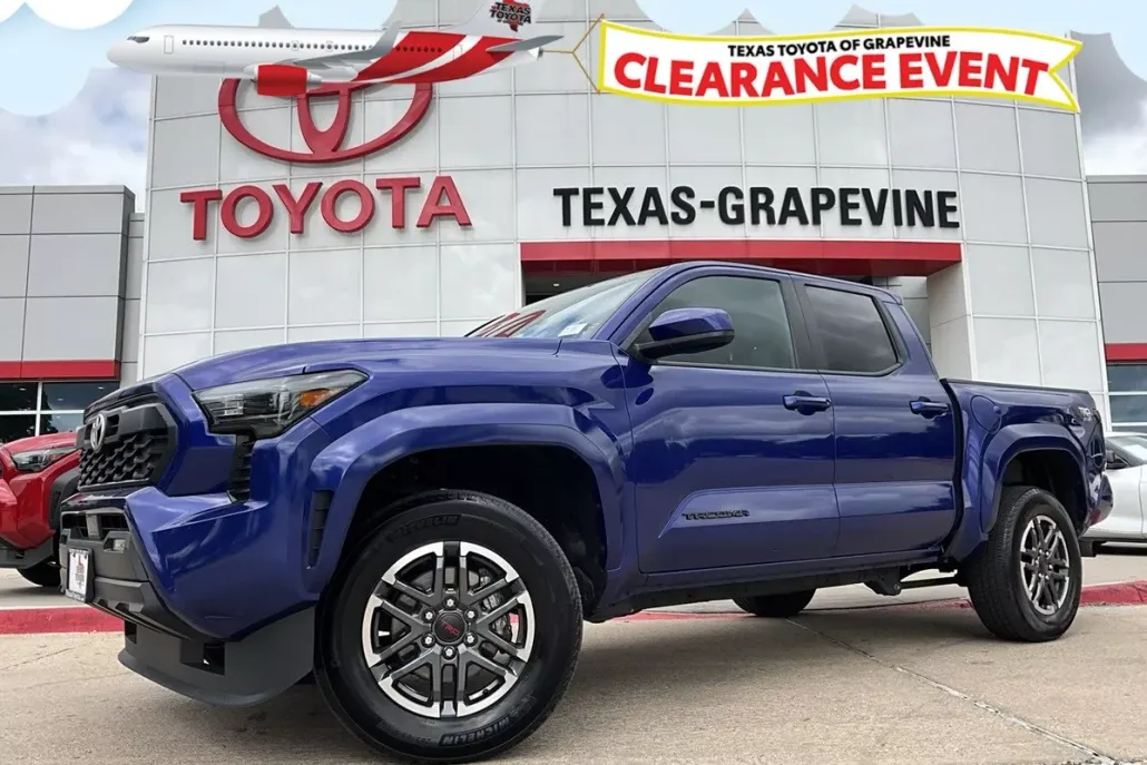 2024 Toyota Tacoma TRD Sport photo 1