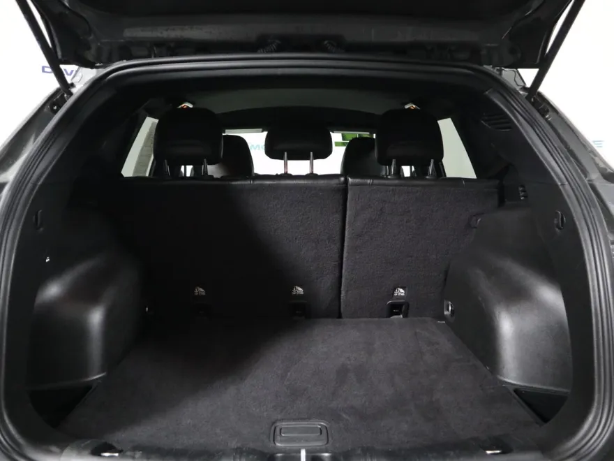 2024 Jeep Compass Limited photo 1
