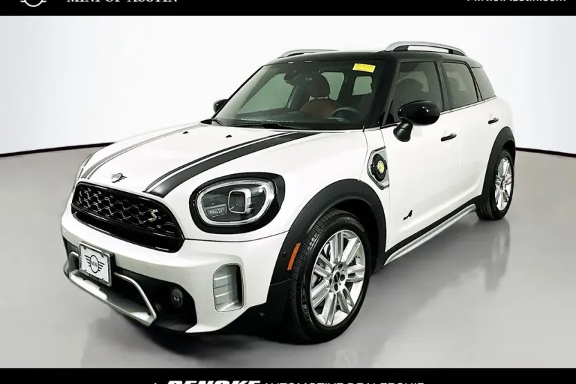 2023 Mini Countryman SE ALL4 photo 1
