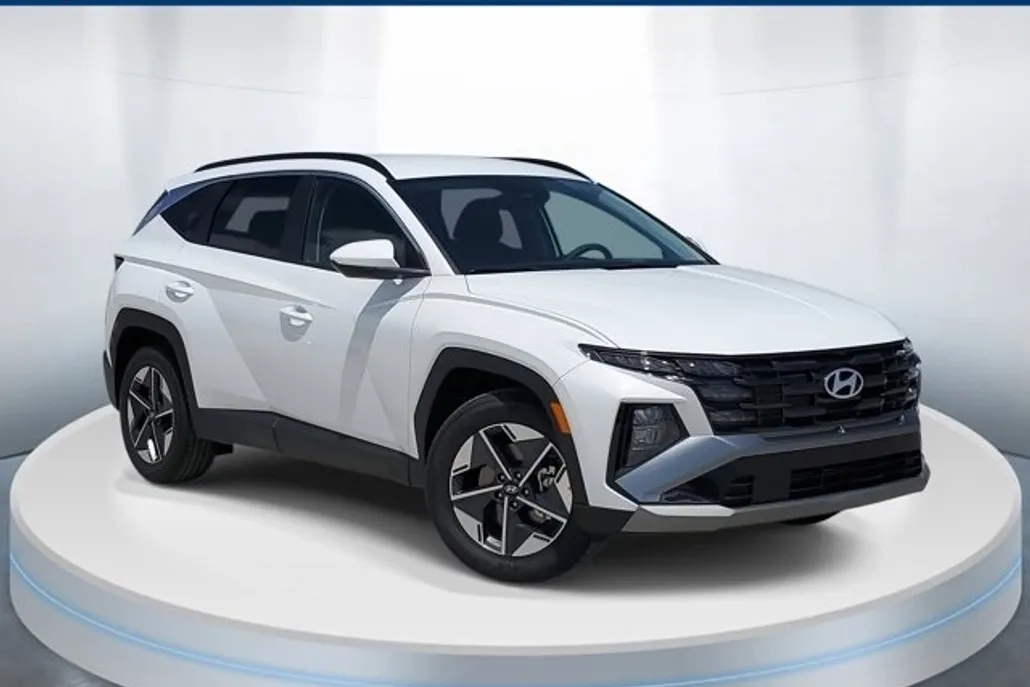 2025 Hyundai Tucson SEL photo 1