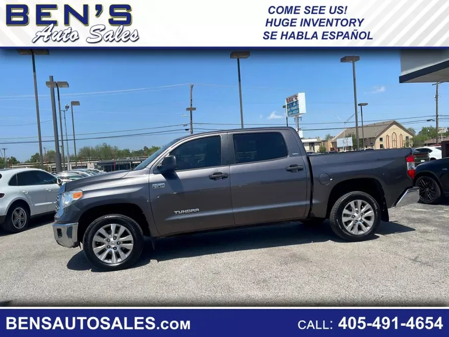 2015 Toyota Tundra SR5 photo 1