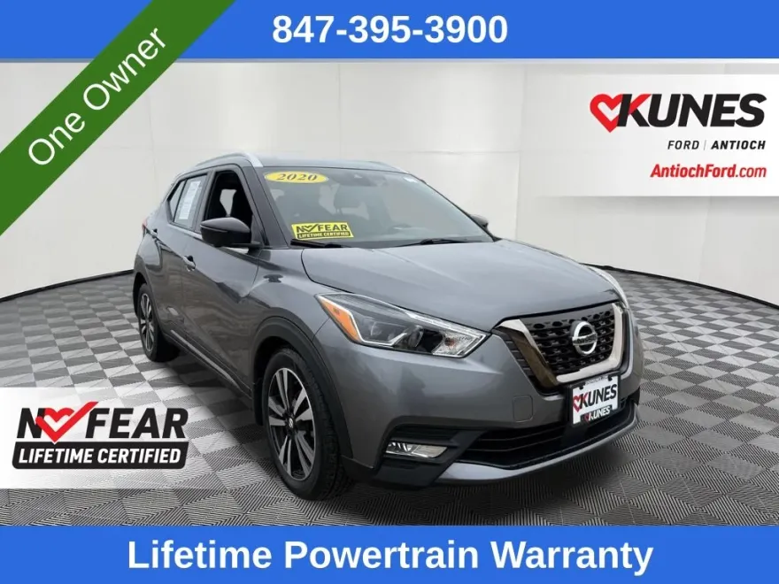 2020 Nissan Kicks SR photo 1
