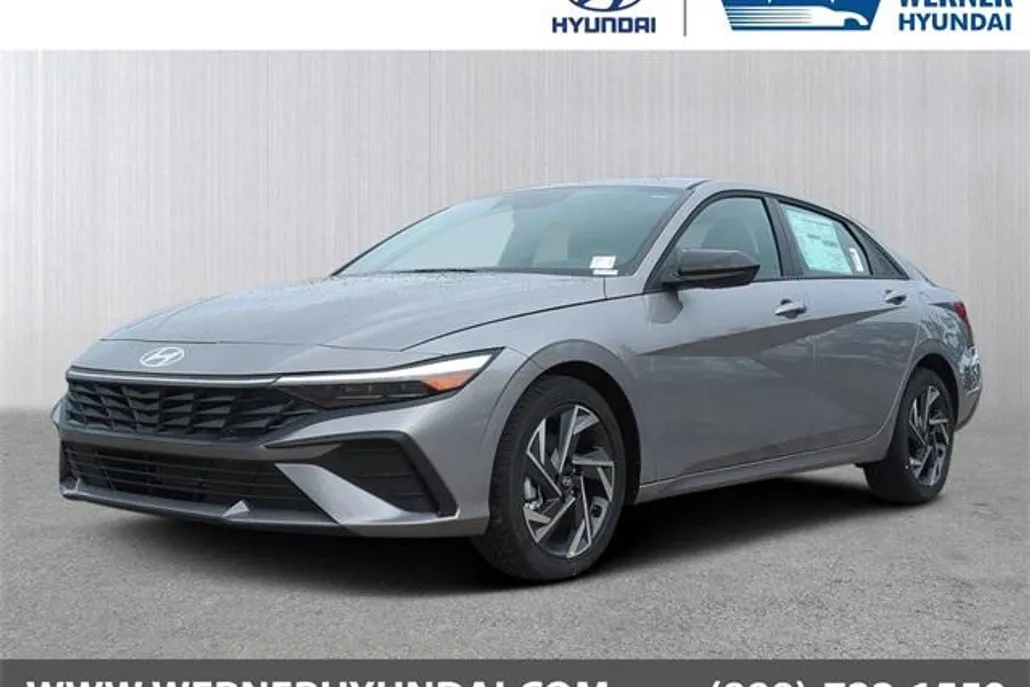 2025 Hyundai Elantra SEL Sport photo 1