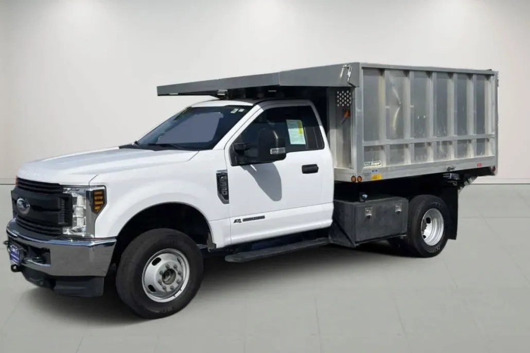 2019 Ford F-350 XLT photo 1
