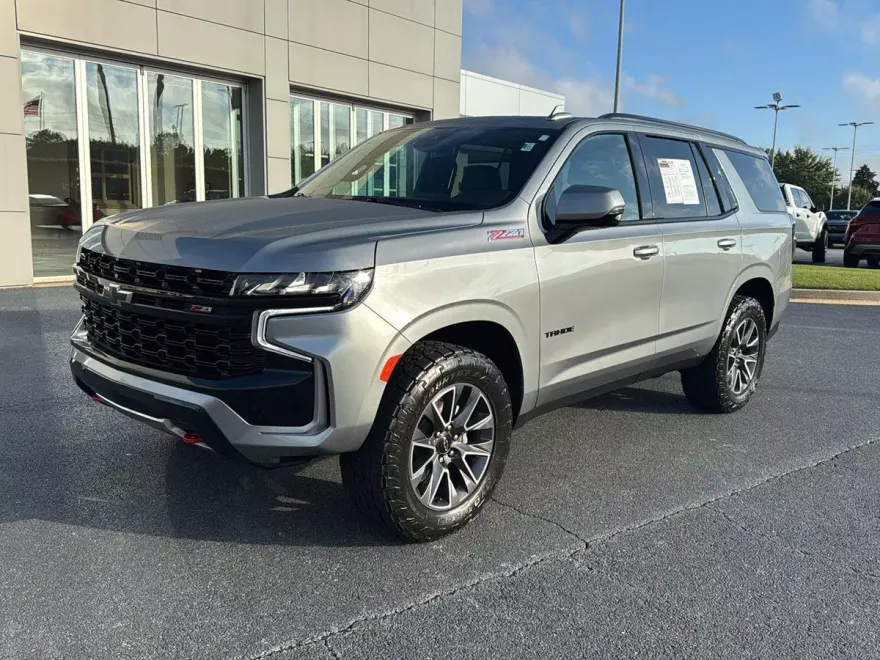2023 Chevrolet Tahoe Z71 photo 1