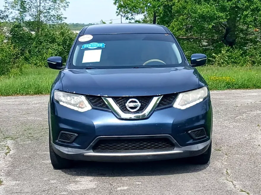 2015 Nissan Rogue S photo 1