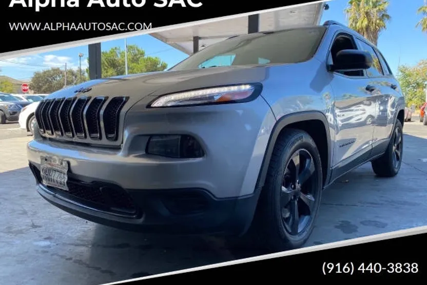 2017 Jeep Cherokee Sport photo 1