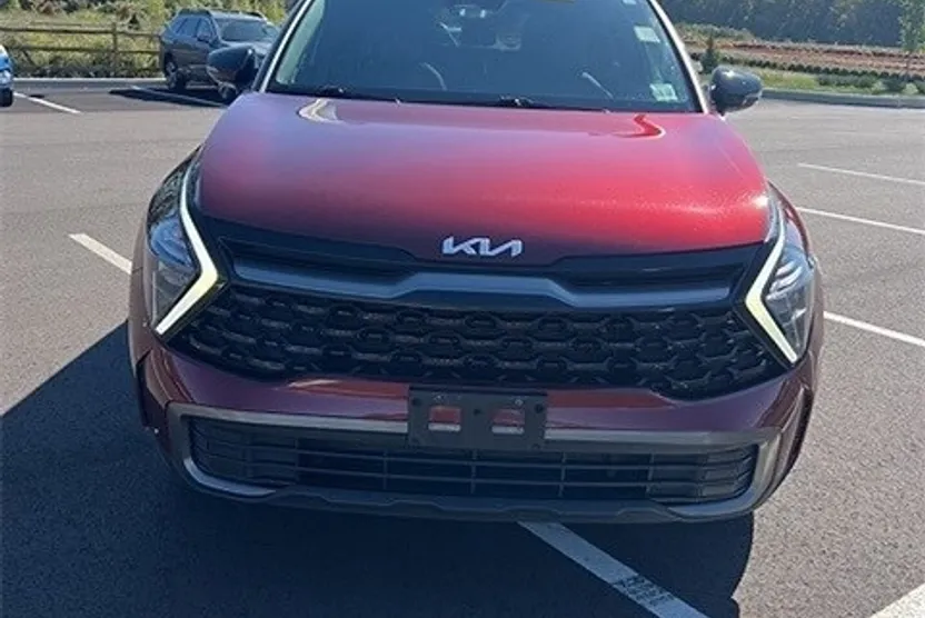 2023 Kia Sportage X-Line photo 1